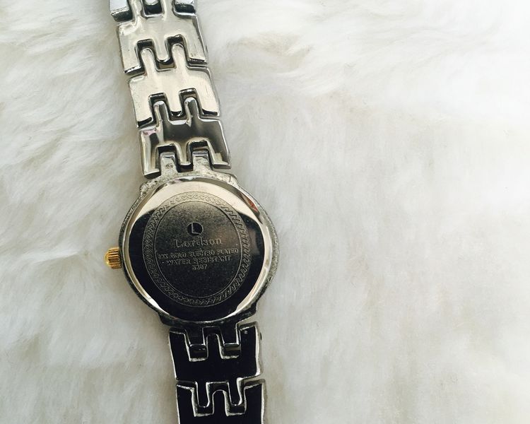 นาฬิกาผู้หญิง Lordson แบรนด์เนมอังกฤษแท้ 18K สายสแตนเลส 2 กษัตริย์ มือ 2 สภาพสวย  รูปที่ 5