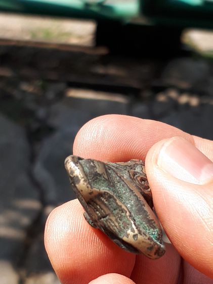 พระปิดตา ยันต์ยุ่ง เนื้อสัมฤทธิ์เงิน ขนาดพอดี สภาพสวยมาก หุ่นพิมพ์มาตรฐานนิยม เส้นยันต์เป็นแท่งคมชัด มีน้ำหนัก ผิวเดิมๆ-ไม่ผ่านการล้าง ตัวจร รูปที่ 5