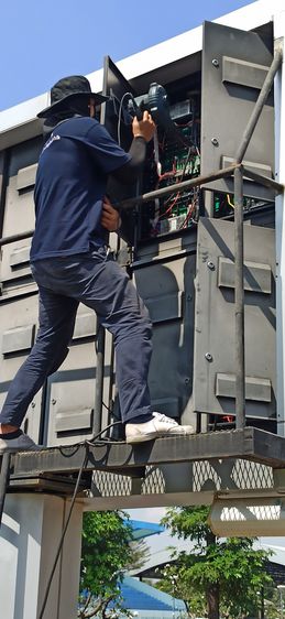 รับซ่อจอโฆษณา จอประชาสัมพันธ์  LED Full Color ทุกขนาด รับซ่อมโมดูล P10-P3 จำหน่ายอุปกรณ์จอโฆษณา รูปที่ 3