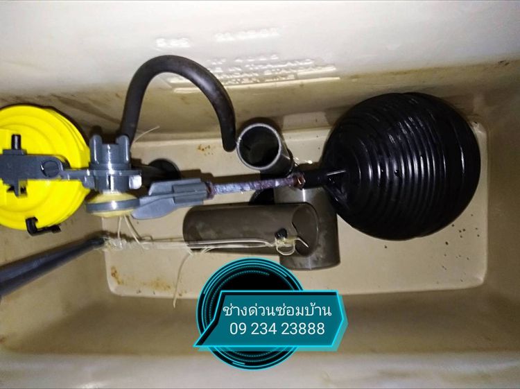 ซ่อมห้องน้ำ ติดตั้งสุขภัณฑ์ ติดตั้งอุปกรณ์ แก้ไขสุขภัณฑ์กดน้ำไม่ลง แก้ไขตรงจุดหมดปัญหางานซ่อมซ้ำ รับประกันงานซ่อม 1 ปี รูปที่ 9