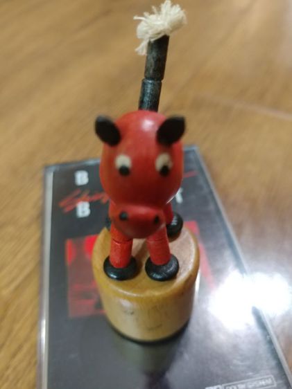 ขายของเล่น ของสะสม ม้าไม้ดุ๊กดิ๊ก สีแดงดำ Made in Germany สวย สภาพดี รูปที่ 1