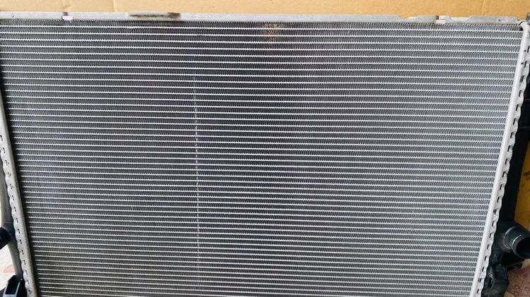 หม้อน้ำ BENZ GLA250 w175 w156 w246 c117 แท้ศูนย์ ของถอด รับประกัน6เดือน รูปที่ 2