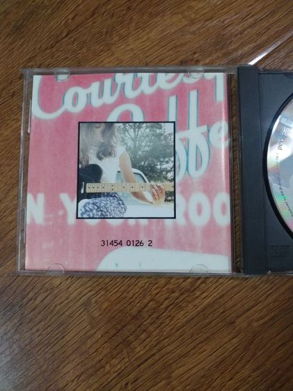 ขายซีดีเพลงสากล SHERYL CROW อัลบั้มชุด TUESDAY NIGHT MUSIC CLUB แผ่นลิขสิทธิ์แท้ AM RECORDS Made in USA สภาพดี รูปที่ 3