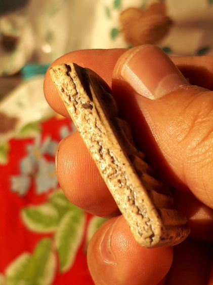 พระสมเด็จ วัดระฆัง พิมพ์ใหญ่ เนื้อผง พิมพ์คม ชัด ทรงสวย หลังสวยมาก ขอบไม่คม เนื้อแห้ง เนื้อหาเข้มข้น เนื้อพรุน ผิวเปิด สวย สมบูรณ์มาก สภาพเด รูปที่ 7