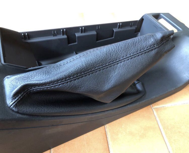 BMW E46 คอนโซลกลาง หนังหุ้ม เบรกมือ อะไหล่ ของแท้ มือสอง 318i 323i 325i รูปที่ 4