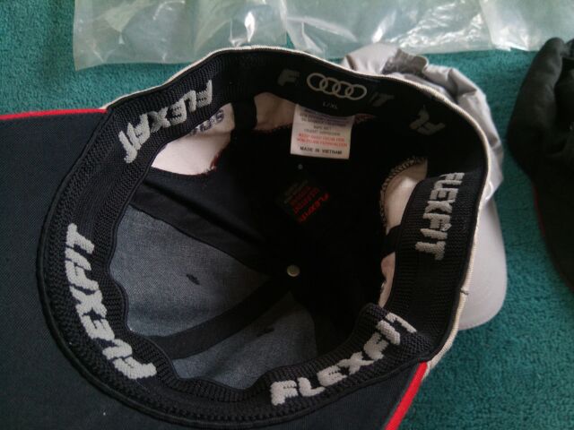 หมวก Audi หลายแบบจากศูนย์ออดี้ที่ต่างประเทศ เป็นของใหม่ทุกใบ มีอย่างละใบ สำหรับแฟนๆออดี้ครับ รูปที่ 12