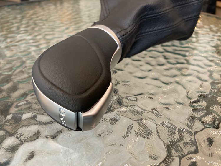  หัวเกียร์ AUTO DSG โช๊คฝาโปรง ตัวอักษรฝาท้าย Volk Caravelle Passat Golf ปัดน้ำฝนกระจกหน้า รูปที่ 3