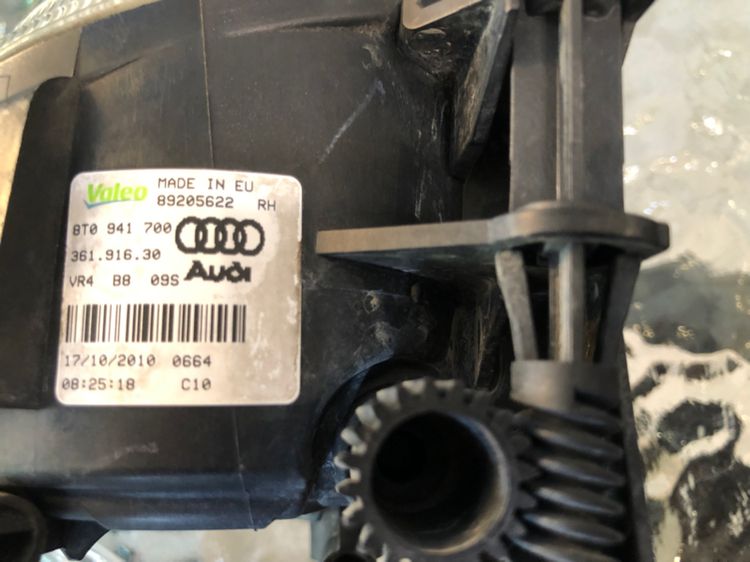 ไฟตัดหมอก Volkswagen Passat CC Part no. 89205622 ของแท้ มือสอง พร้อมหลอดไฟ XENON ข้างขวา ฝั่งคนขับ  รูปที่ 5