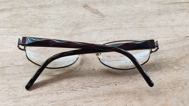 Elizabeth Arden vintage eyeglasses size 53-16-135mm Full Rim กรอบแว่นของแท้มือสอง งานวินเทจหายาก ทรงสวย วัสดุจับแล้วรู้เลยว่ามีราคา รูปที่ 7