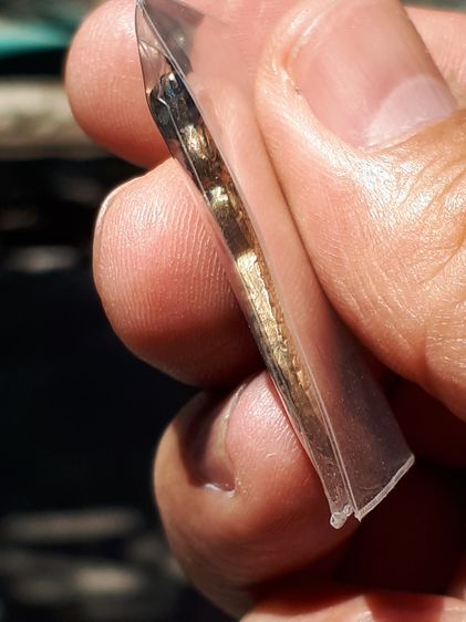 เหรียญเสมาหลวงพ่อทวด ประจำตระกูล เนื้อเงินชุบทองลงยาสีแดง วัดห้วยมงคล ปี 2554 ขนาดองค์พระ สูง 3.2 ซม กว้าง 2.5 ซม. ไม่รวมหูห่วง น้ำหนักเงิน รูปที่ 6