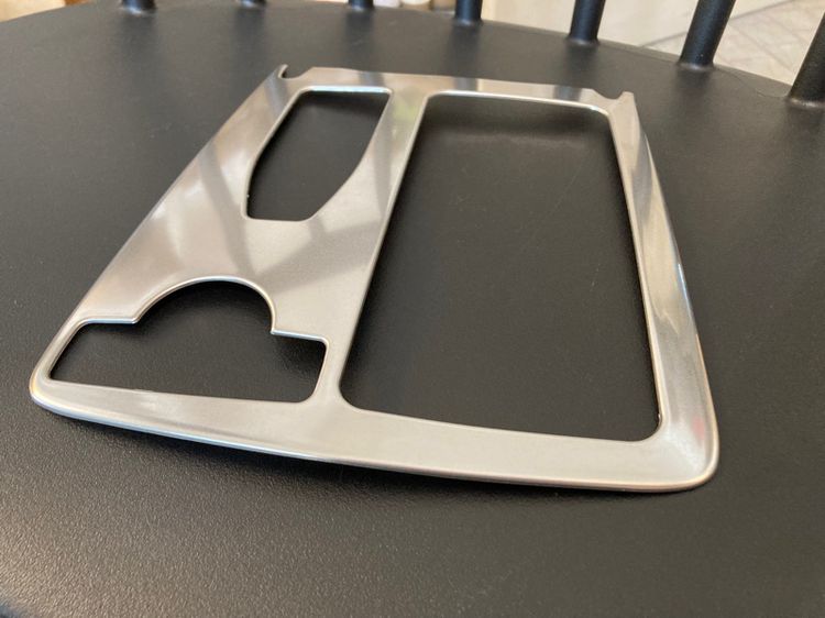 ชุดแต่ง Benz แผ่นปิดคอนโซลกลาง โลหะ ใส่ W204 W212 W207 รูปที่ 5