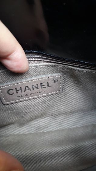 Used Chanel mini patent Mademoiselle Bowler Bag 8" holo15แท้น่ารักมากๆๆค่ะ รูปที่ 12