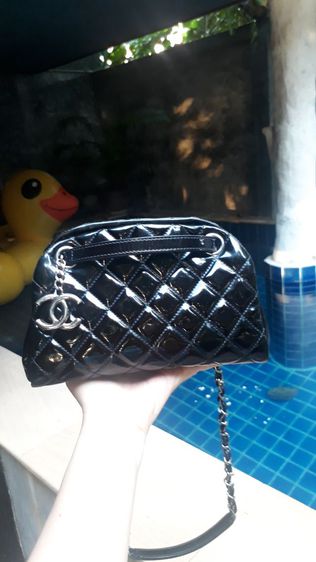Used Chanel mini patent Mademoiselle Bowler Bag 8" holo15แท้น่ารักมากๆๆค่ะ รูปที่ 18