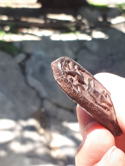 พระลีลาไขว้ หลังเรียบ เนื้อผงยาจินดามณี หลวงปู่เพิ่ม วัดกลางบางแก้ว นครปฐม เนื้อแห้ง เหี่ยว ผิวมัน เดิมๆ พระสภาพสวย สมบูรณ์ เก่า แท้ แปลก หา รูปที่ 8