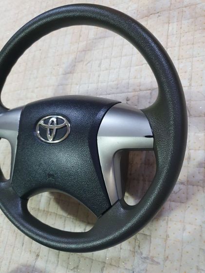 พวงมาลัยเดิมติดรถ ไม่มี airbag แท้ถอด Toyota Vigo Altis รูปที่ 5