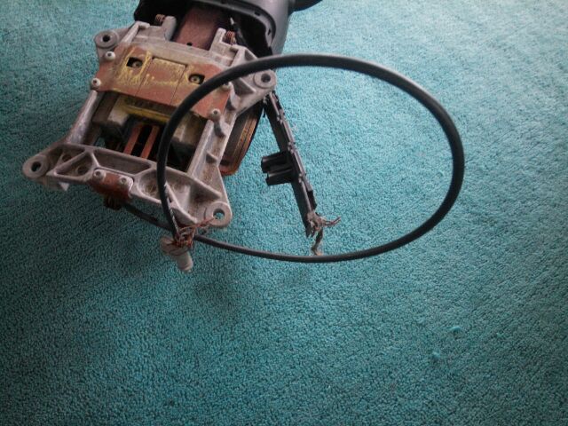 แกนพวงมาลัยพร้อมเคเบิ้ลเรียวและยกเลี้ยว Audi A4 B6 2.0-2.4 ปี 01-05 และ ช่องจุดบุหรี่คอนโซลเบรคมือ สีครีม ตรงรุ่น A4 B6 2.0-2.4 เก่านอกสภาพสวย รูปที่ 6