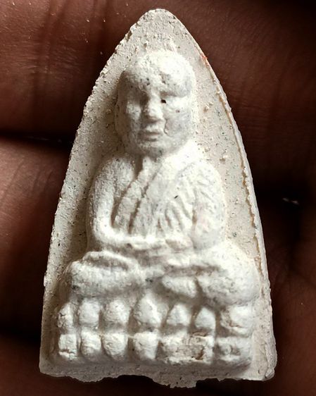 หลวงปู่ทวดเนื้อผง รุ่นตำหนักทอง หลวงปู่ทอง สุสังวโร วัดป่ากอสุวรรณ จ.สงขลา พ.ศ. 2540