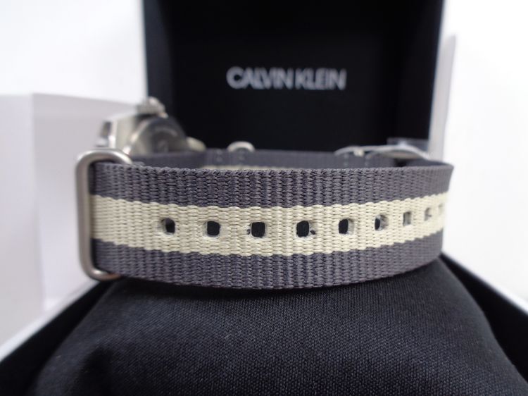 (รับประกัน 2 ปี)ของใหม่ Calvin Klein swiss made ทรงเหลี่ยม Pam รุ่นใหม่ 39 มิล. สายผ้า รูปที่ 6