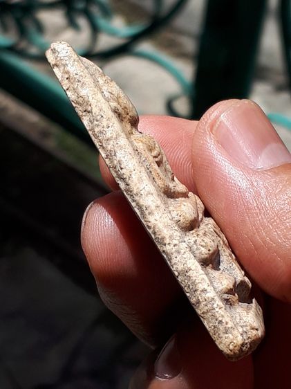 พระกรุวัดสามปลื้ม พิมพ์สามเหลี่ยมใหญ่ เนื้อผง มีคราบกรุ สวย สมบูรณ์ แท้ เก่า หายาก  วัดสามปลื้ม หรือ วัดจักรวรรดิราชาวาส พิมพ์สามเหลี่ยมใหญ่ รูปที่ 5