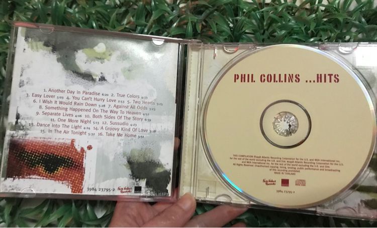 CD ซีดีเพลง PHIL COLLIS … Hits 🎉🎉  ปกสวย แผ่นสวย หายากน่าสะสม รูปที่ 3