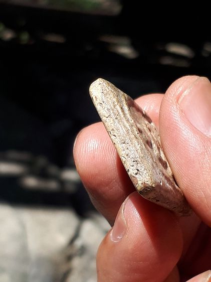 พระสมเด็จ พิมพ์ใหญ่เกศทะลุซุ้ม หลังสวย พระบาง เนื้อผงพุทธคุณ มวลสารครบ จัด ละเอียด ผิวมัน ฉ่ำ หลังเรียบ รูปทรงสวย งดงาม ขอบไม่คม แห้ง เหี่ยว รูปที่ 6