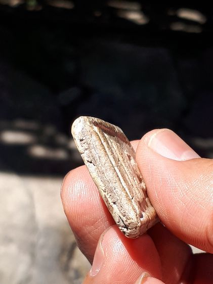 พระสมเด็จ พิมพ์ใหญ่เกศทะลุซุ้ม หลังสวย พระบาง เนื้อผงพุทธคุณ มวลสารครบ จัด ละเอียด ผิวมัน ฉ่ำ หลังเรียบ รูปทรงสวย งดงาม ขอบไม่คม แห้ง เหี่ยว รูปที่ 5