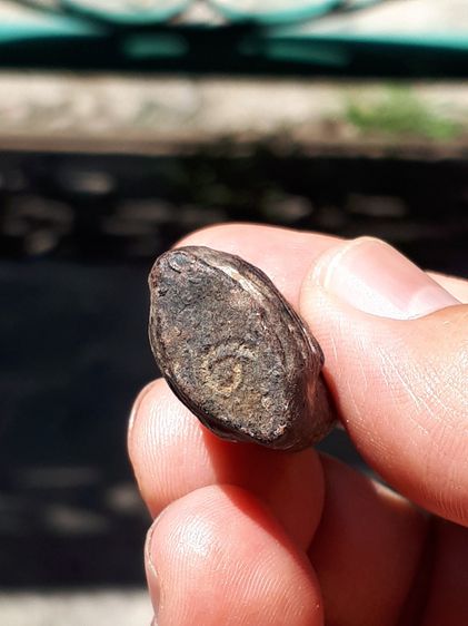 พระกริ่งคลองตะเคียน พิมพ์ 2 หน้าสวนตรง ยันต์ 3 ด้าน นิยมสุด กรุวัดประดู่ทรงธรรม จ.อยุธยา เนื้อผง สวย องค์นี้สภาพสวย เก่าเก็บหายากกว่าหน้าเดี รูปที่ 5