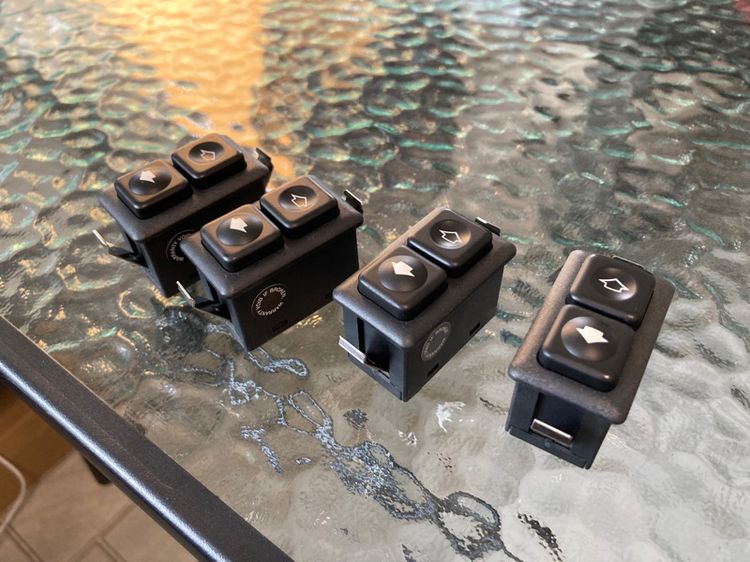 สวิตกระจกไฟฟ้า BMW E30 E23 E24 E28 รูปที่ 2