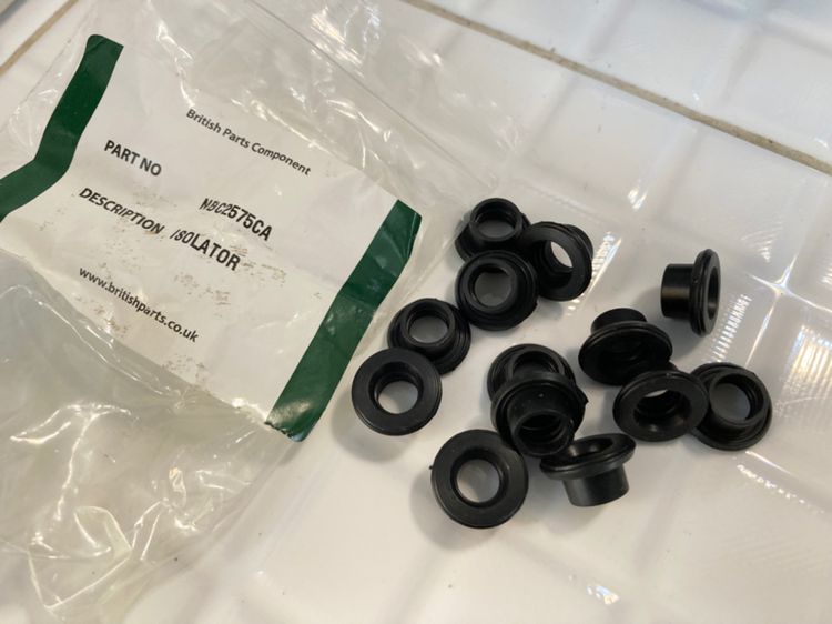 อะไหล่ ซีลยาง Jaguar X300 URO Engine Valve Cover Washer Seal Part no. NBC2575CA ยางรองคอยสปริง MNA2162AB รูปที่ 7