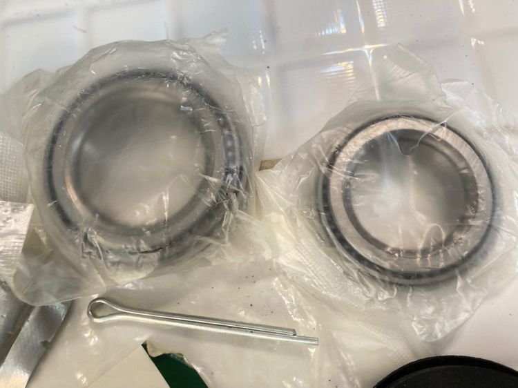 ลูกปืนล้อหน้า น๊อตล้อ Jaguar Daimler XJ40 และ X300 Front Wheel Bearing Kit รุ่น JLM1707 รูปที่ 5