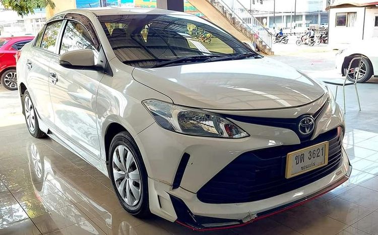 Toyota Vios 2017 1.5 E Sedan เบนซิน เกียร์อัตโนมัติ ขาว