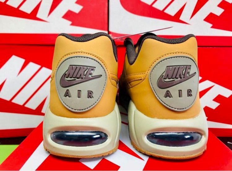 NIKE AIR MAX IVO LEATHER แท้จากช็อป รูปที่ 8