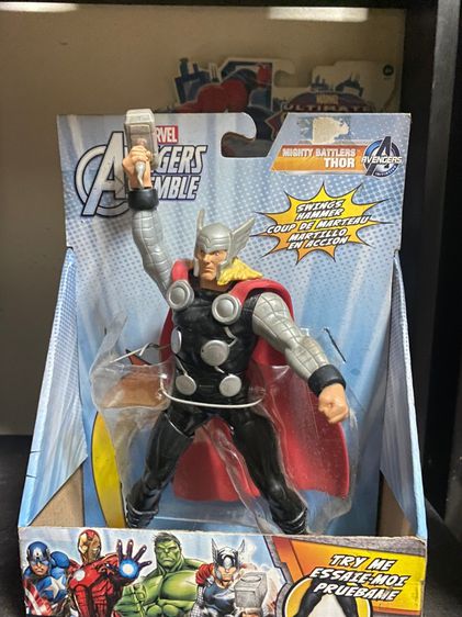 Marvel Avengers Mighty Battlers Thor Figure (Hammer Strike)