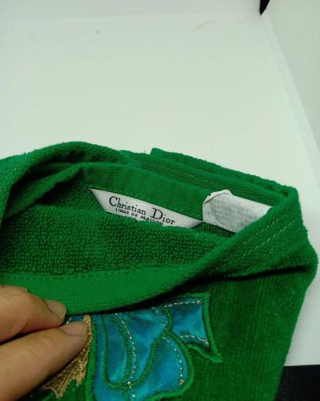 ผ้าเช็ดหน้าChristian diorแท้ (รับพร้อมโอน) รูปที่ 4