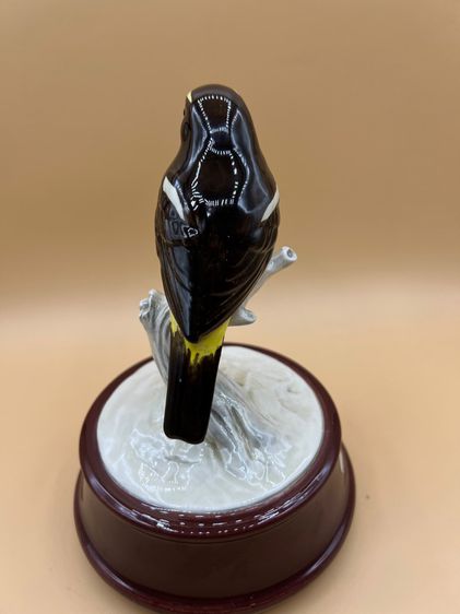 กล่องดนตรีรูปนก   รูปที่ 4