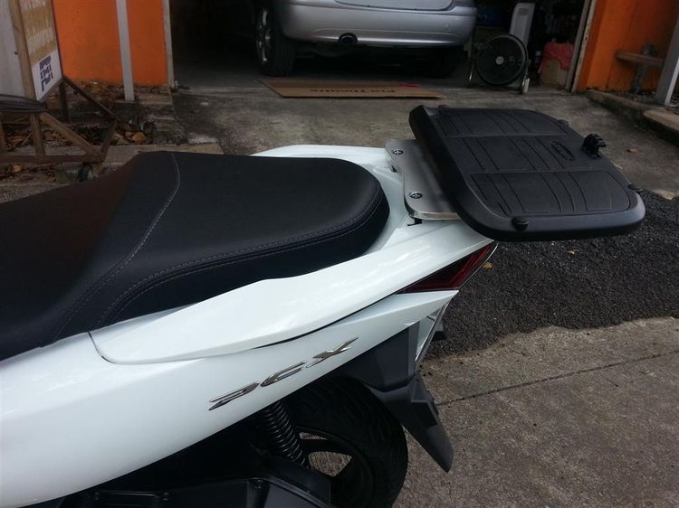 แร็คยึดกล่องท้ายรถมอเตอร์ไซด์ PCX ฐานอลูมิเนียมหนา 9มม. (เฉพาะฐานไม่รวมกล่อง) รูปที่ 15