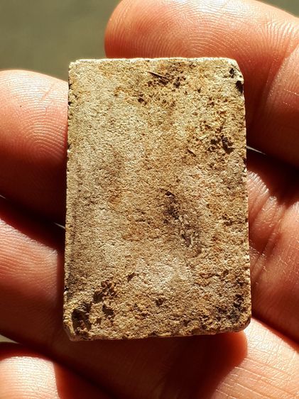 พระสมเด็จ วัดระฆัง พิมพ์เกศบัวตูม เนื้อผงพุทธคุณ พิมพ์คม ชัด หลังสวยมาก ขอบไม่คม เนื้อแห้ง เนื้อหาเข้มข้น เนื้อพรุน ผิวเปิด สวย สมบูรณ์มาก ส รูปที่ 2