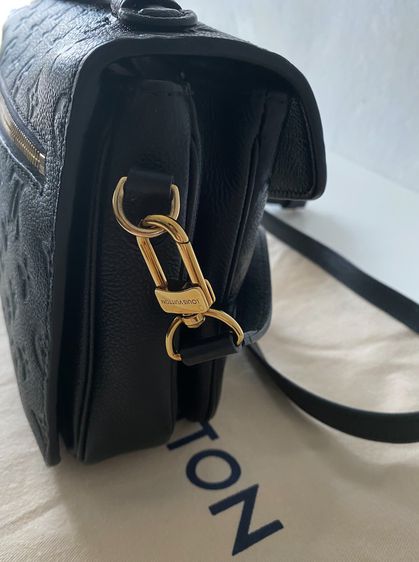 กระเป๋าหลุยส์ Louis Vuitton pochette metis ปี 2019 มือสอง รูปที่ 11
