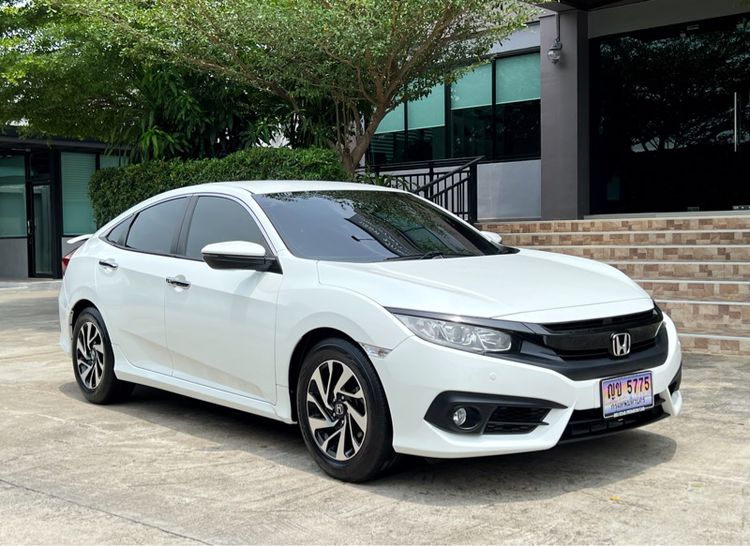 Honda Civic 2018 1.8 EL i-VTEC Sedan เบนซิน เกียร์อัตโนมัติ ขาว