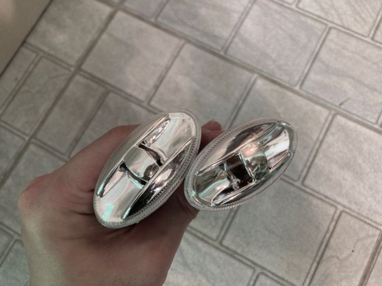 ไฟเลี้ยว ไฟแก้ม Peugeout 206 307 407 ของใหม่ บังโคลนข้าง 1 คู่ รูปที่ 2