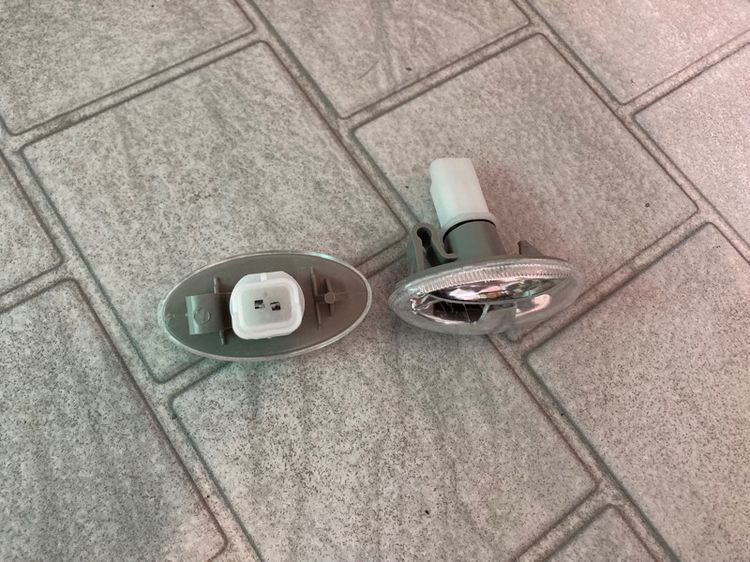 ไฟเลี้ยว ไฟแก้ม Peugeout 206 307 407 ของใหม่ บังโคลนข้าง 1 คู่ รูปที่ 5