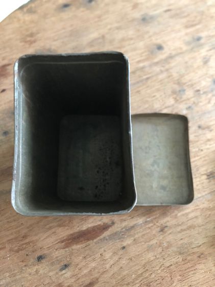 กล่องสังกะสีบุหรี่โบราณ รูปที่ 6