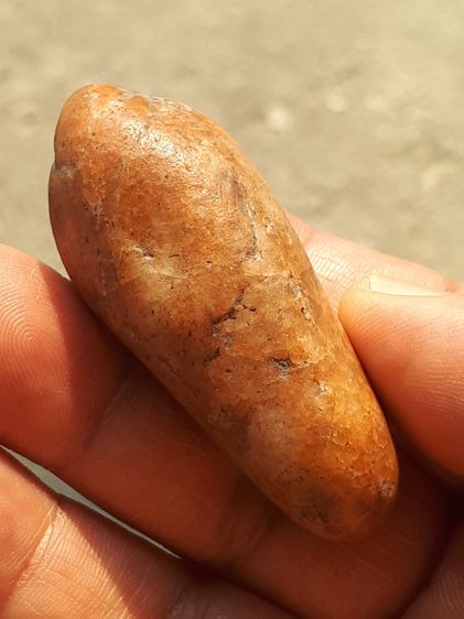 คตหิน ขนาดยาวประมาณ 2 นิ้ว ทรงยาวรี ผิวมีลายเป็นธรรมชาติ แข็ง มีน้ำหนัก รูปทรงเป็นธรรมชาติ เก่า แท้ แปลก หายาก รูปที่ 3