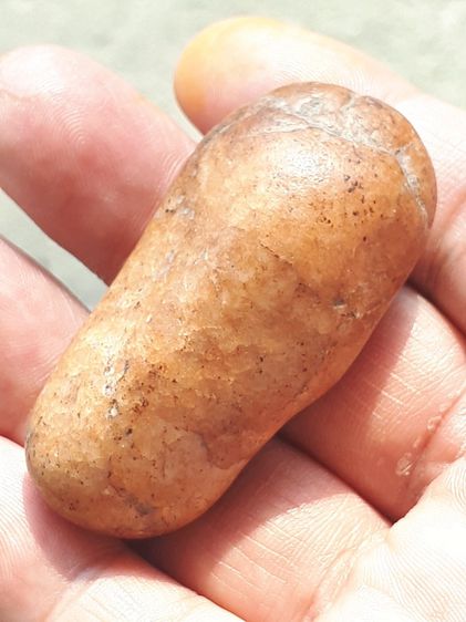 คตหิน ขนาดยาวประมาณ 2 นิ้ว ทรงยาวรี ผิวมีลายเป็นธรรมชาติ แข็ง มีน้ำหนัก รูปทรงเป็นธรรมชาติ เก่า แท้ แปลก หายาก
