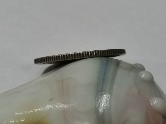 (บ.304) เหรียญเงิน 2 สลึง รัชกาลที่ 6 หลังช้างสามเศียร ปี 2458 รูปที่ 3