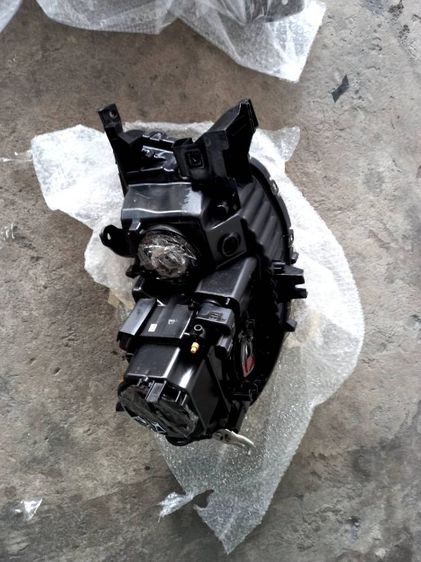 ไฟหน้า ซีนอล ปาเจโร่ รูปที่ 11