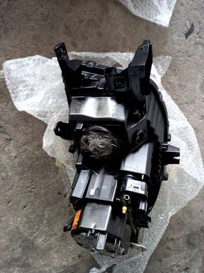 ไฟหน้า ปาเจโร่ รูปที่ 6