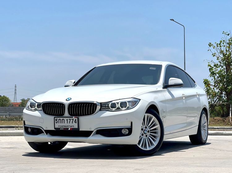 BMW Series 3 2016 320d Sedan ดีเซล ไม่ติดแก๊ส เกียร์อัตโนมัติ ขาว