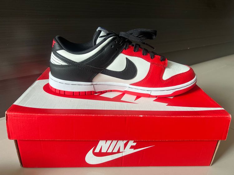 Nike dunk low chicago(แท้) รูปที่ 3