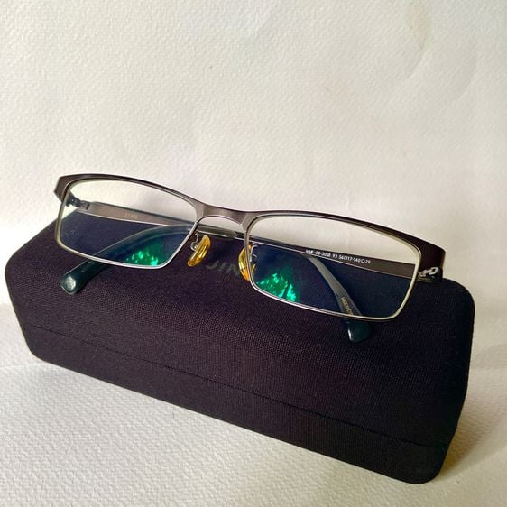 Jins design Tokyo แว่นตา แว่นกันแดด กรอบแว่นสายตา